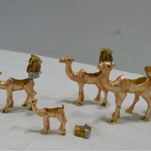 Gold Camel trinket Set
